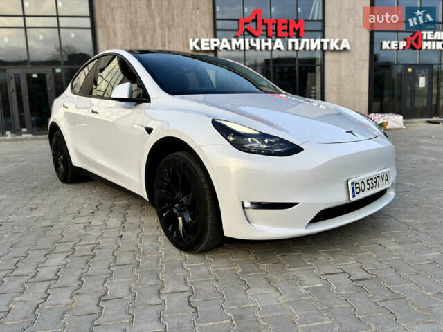 Белый Тесла Model Y, объемом двигателя 0 л и пробегом 40 тыс. км за 28000 $, фото 3 на Automoto.ua