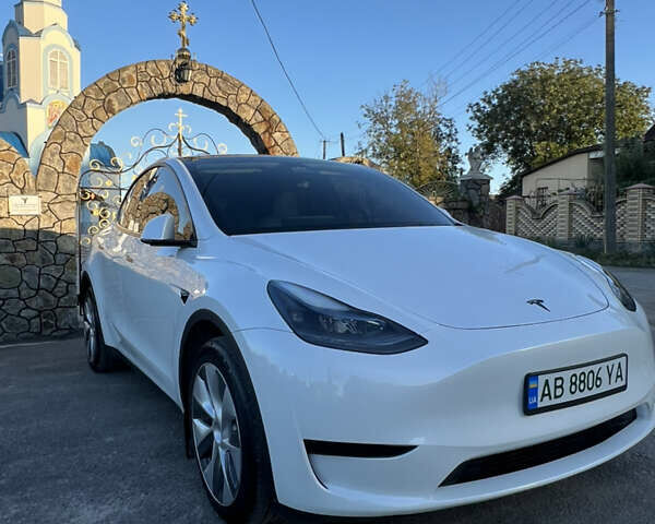 Білий Тесла Model Y, об'ємом двигуна 0 л та пробігом 81 тис. км за 31900 $, фото 7 на Automoto.ua