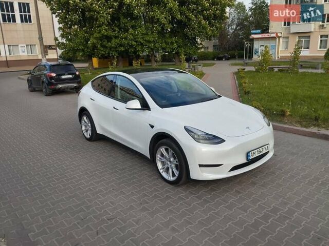 Белый Тесла Model Y, объемом двигателя 0 л и пробегом 31 тыс. км за 25500 $, фото 6 на Automoto.ua