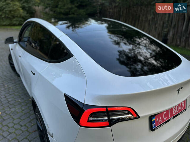 Білий Тесла Model Y, об'ємом двигуна 0 л та пробігом 101 тис. км за 20500 $, фото 11 на Automoto.ua