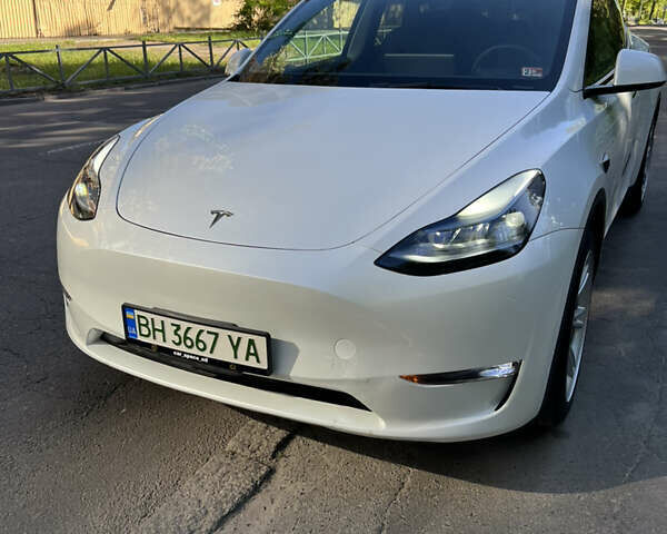 Білий Тесла Model Y, об'ємом двигуна 0 л та пробігом 12 тис. км за 36500 $, фото 6 на Automoto.ua