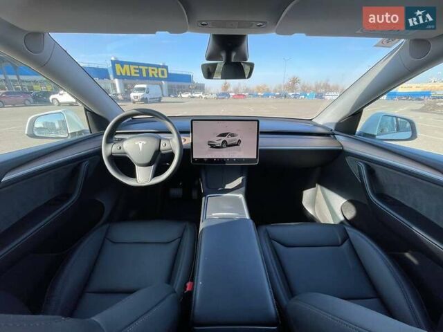 Белый Тесла Model Y, объемом двигателя 0 л и пробегом 30 тыс. км за 34500 $, фото 17 на Automoto.ua