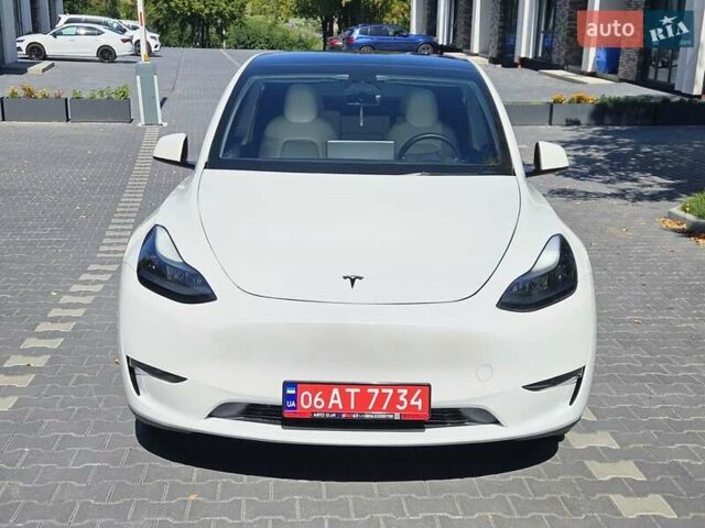 Білий Тесла Model Y, об'ємом двигуна 0 л та пробігом 108 тис. км за 24500 $, фото 15 на Automoto.ua