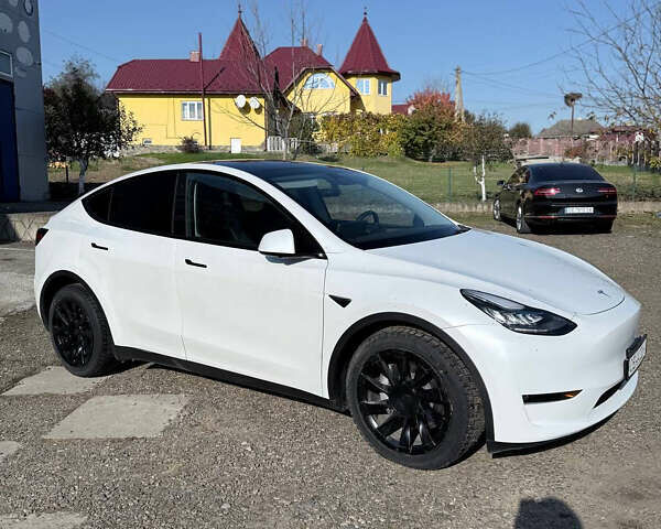 Білий Тесла Model Y, об'ємом двигуна 0 л та пробігом 23 тис. км за 28500 $, фото 9 на Automoto.ua
