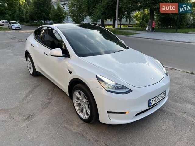 Белый Тесла Model Y, объемом двигателя 0 л и пробегом 33 тыс. км за 29800 $, фото 15 на Automoto.ua