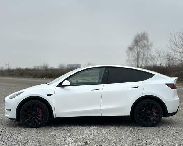 Білий Тесла Model Y, об'ємом двигуна 0 л та пробігом 76 тис. км за 29000 $, фото 3 на Automoto.ua