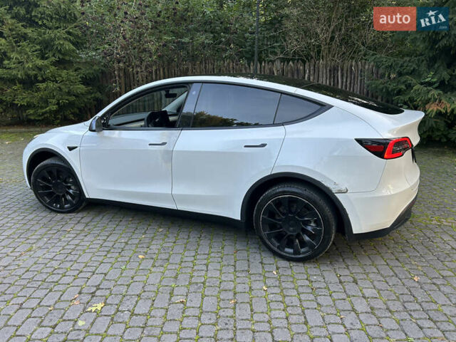 Білий Тесла Model Y, об'ємом двигуна 0 л та пробігом 101 тис. км за 20500 $, фото 13 на Automoto.ua