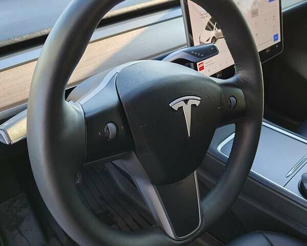 Белый Тесла Model Y, объемом двигателя 0 л и пробегом 100 тыс. км за 24444 $, фото 11 на Automoto.ua