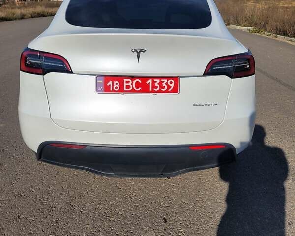 Белый Тесла Model Y, объемом двигателя 0 л и пробегом 4 тыс. км за 27400 $, фото 8 на Automoto.ua