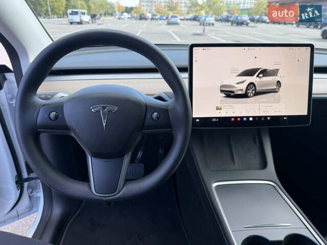 Тесла Model Y 2023 в Киеве на Automoto.ua Белый Тесла Model Y, объемом двигателя 0 л и пробегом 70 тыс. км за 31000 $, фото 14 на Automoto.ua
