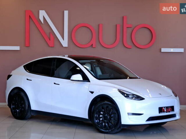 Белый Тесла Model Y, объемом двигателя 0 л и пробегом 52 тыс. км за 26900 $, фото 16 на Automoto.ua
