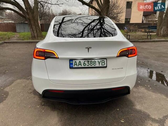 Белый Тесла Model Y, объемом двигателя 0 л и пробегом 39 тыс. км за 29500 $, фото 5 на Automoto.ua