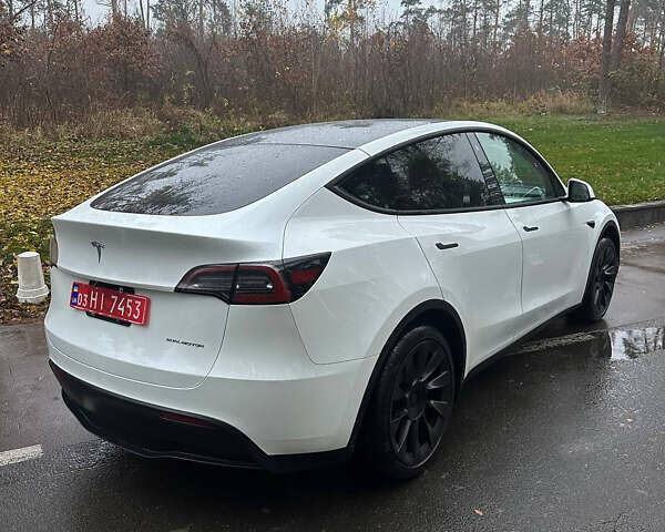 Белый Тесла Model Y, объемом двигателя 0 л и пробегом 37 тыс. км за 29990 $, фото 7 на Automoto.ua