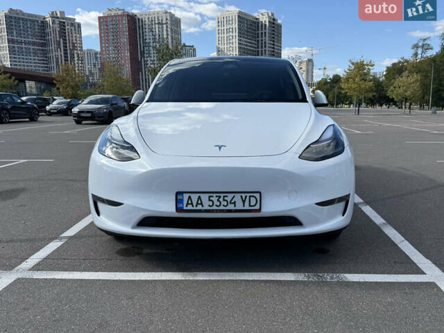 Тесла Model Y 2023 в Киеве на Automoto.ua Белый Тесла Model Y, объемом двигателя 0 л и пробегом 70 тыс. км за 31000 $, фото 1 на Automoto.ua