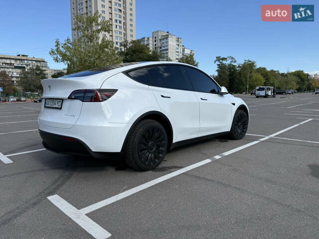 Тесла Model Y 2023 в Киеве на Automoto.ua Белый Тесла Model Y, объемом двигателя 0 л и пробегом 70 тыс. км за 31000 $, фото 6 на Automoto.ua