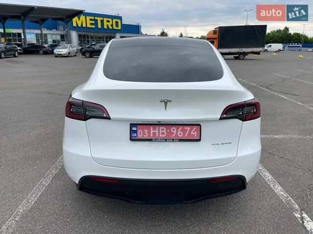 Белый Тесла Model Y, объемом двигателя 0 л и пробегом 56 тыс. км за 31500 $, фото 8 на Automoto.ua
