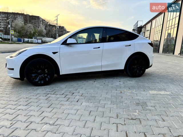 Белый Тесла Model Y, объемом двигателя 0 л и пробегом 40 тыс. км за 28000 $, фото 18 на Automoto.ua