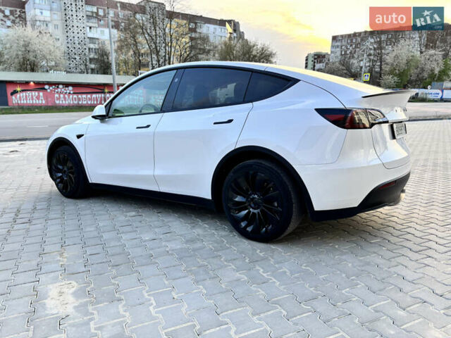 Белый Тесла Model Y, объемом двигателя 0 л и пробегом 40 тыс. км за 28000 $, фото 15 на Automoto.ua