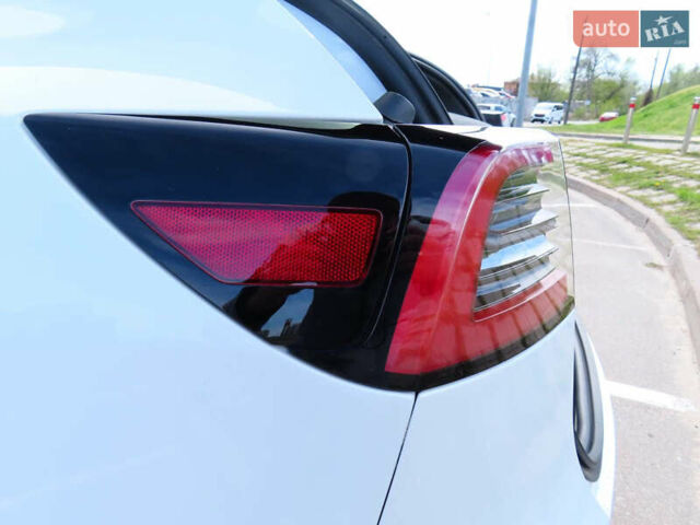 Белый Тесла Model Y, объемом двигателя 0 л и пробегом 41 тыс. км за 27000 $, фото 39 на Automoto.ua