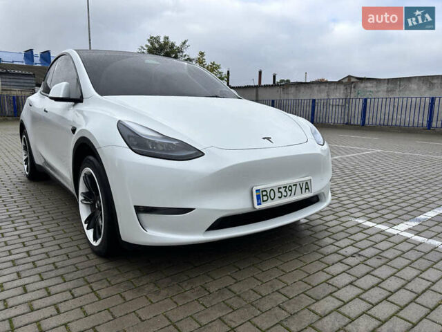 Білий Тесла Model Y, об'ємом двигуна 0 л та пробігом 45 тис. км за 27500 $, фото 10 на Automoto.ua