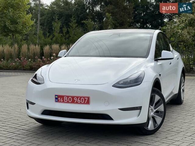 Білий Тесла Model Y, об'ємом двигуна 0 л та пробігом 25 тис. км за 28500 $, фото 9 на Automoto.ua