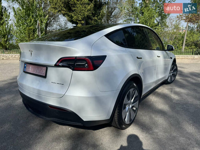 Белый Тесла Model Y, объемом двигателя 0 л и пробегом 24 тыс. км за 32500 $, фото 8 на Automoto.ua