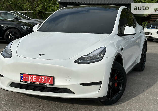 Белый Тесла Model Y, объемом двигателя 0 л и пробегом 22 тыс. км за 37900 $, фото 3 на Automoto.ua