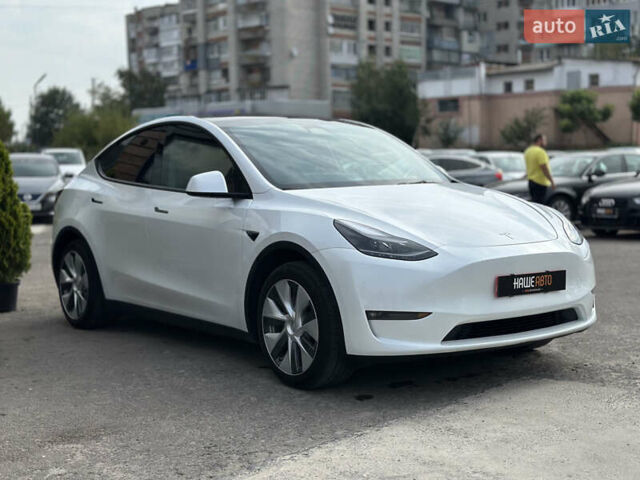 Білий Тесла Model Y, об'ємом двигуна 0 л та пробігом 47 тис. км за 27600 $, фото 8 на Automoto.ua