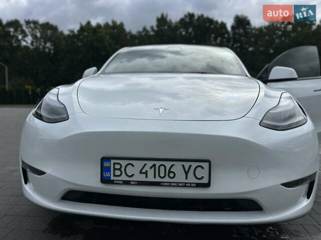 Белый Тесла Model Y, объемом двигателя 0 л и пробегом 18 тыс. км за 28950 $, фото 13 на Automoto.ua