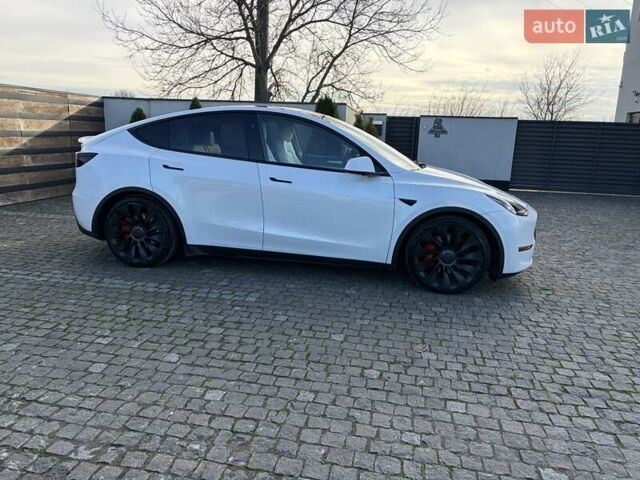 Белый Тесла Model Y, объемом двигателя 0 л и пробегом 47 тыс. км за 32500 $, фото 10 на Automoto.ua