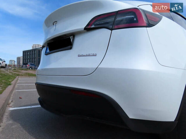 Белый Тесла Model Y, объемом двигателя 0 л и пробегом 41 тыс. км за 27000 $, фото 6 на Automoto.ua