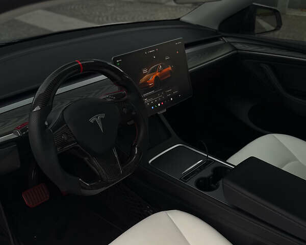 Білий Тесла Model Y, об'ємом двигуна 0 л та пробігом 52 тис. км за 32000 $, фото 18 на Automoto.ua