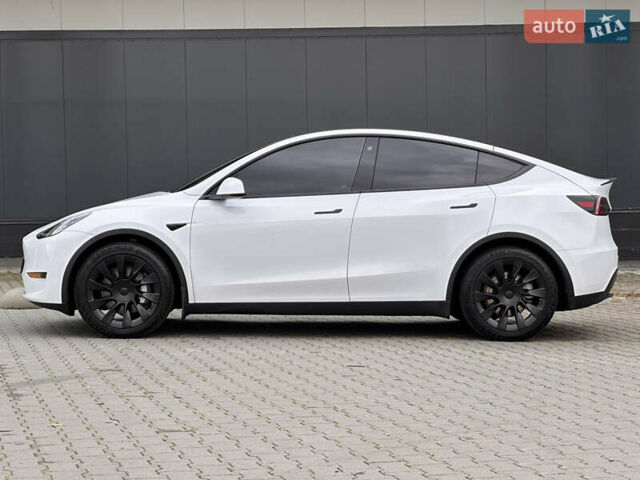 Белый Тесла Model Y, объемом двигателя 0 л и пробегом 41 тыс. км за 29900 $, фото 15 на Automoto.ua
