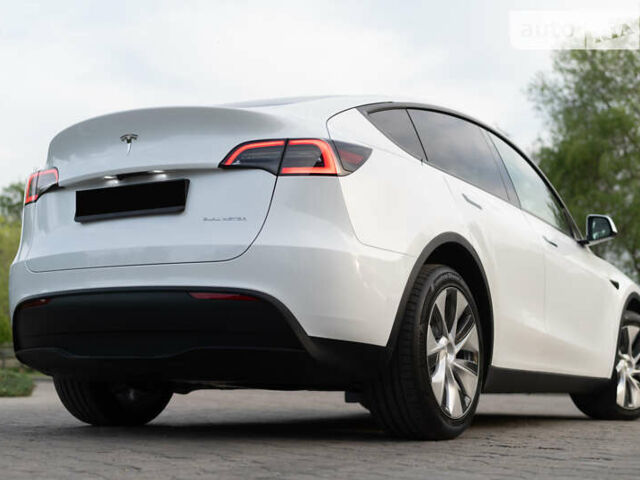 Білий Тесла Model Y, об'ємом двигуна 0 л та пробігом 4 тис. км за 46000 $, фото 25 на Automoto.ua