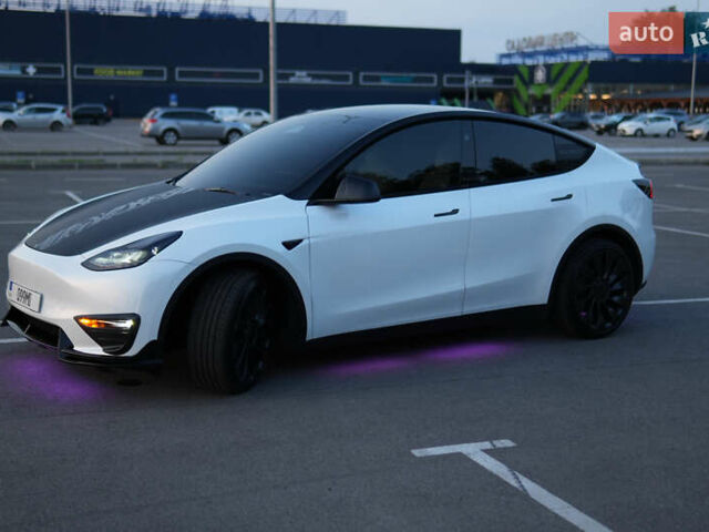 Білий Тесла Model Y, об'ємом двигуна 0 л та пробігом 48 тис. км за 34300 $, фото 3 на Automoto.ua