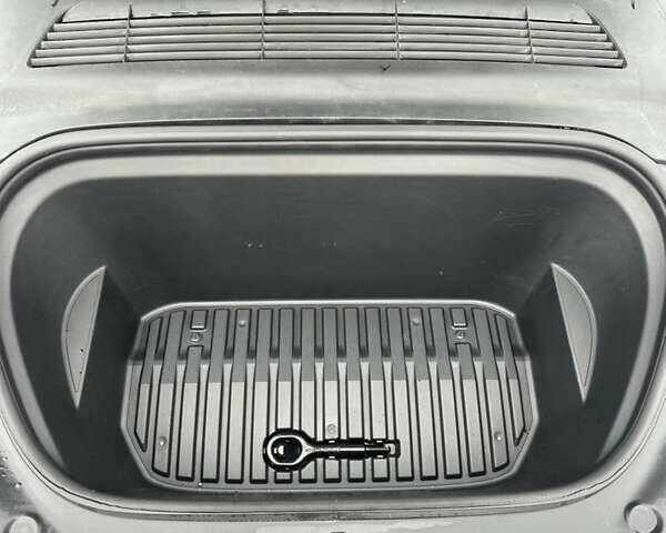 Білий Тесла Model Y, об'ємом двигуна 0 л та пробігом 76 тис. км за 29000 $, фото 23 на Automoto.ua