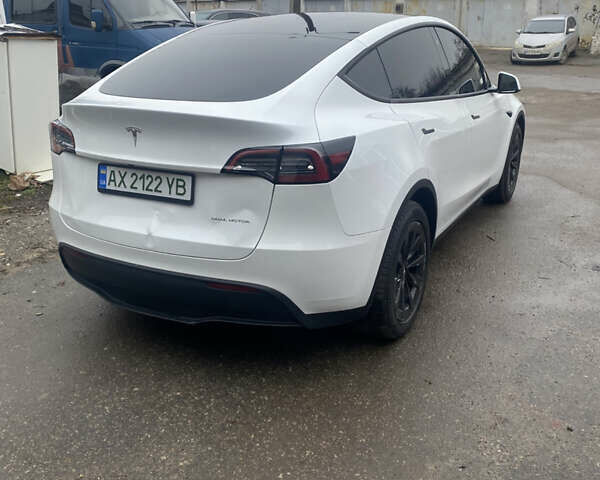 Белый Тесла Model Y, объемом двигателя 0 л и пробегом 38 тыс. км за 26500 $, фото 2 на Automoto.ua