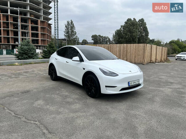 Белый Тесла Model Y, объемом двигателя 0 л и пробегом 40 тыс. км за 29500 $, фото 2 на Automoto.ua