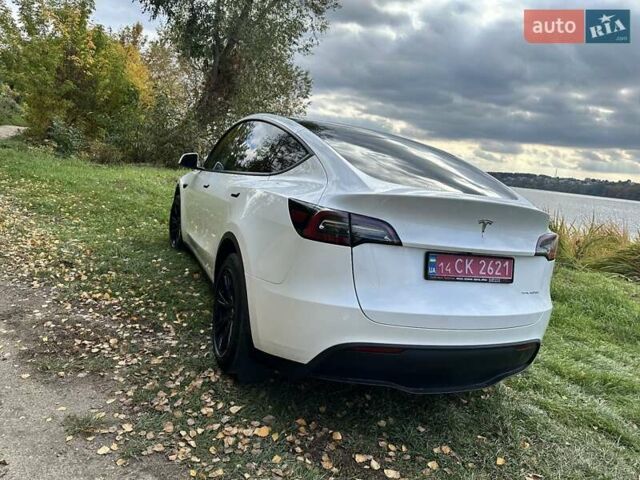 Тесла Model Y 2023 в Тернополе на Automoto.ua Белый Тесла Model Y, объемом двигателя 0 л и пробегом 44 тыс. км за 28700 $, фото 41 на Automoto.ua