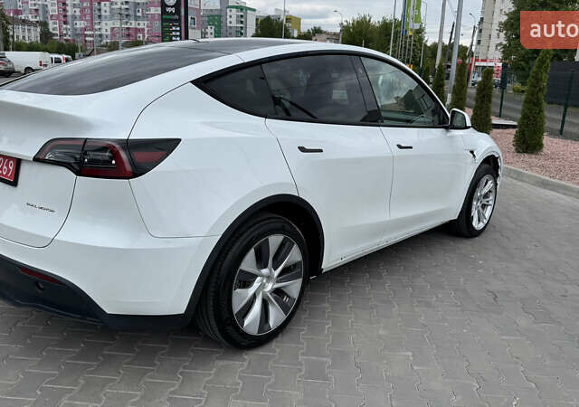 Білий Тесла Model Y, об'ємом двигуна 0 л та пробігом 112 тис. км за 21000 $, фото 2 на Automoto.ua