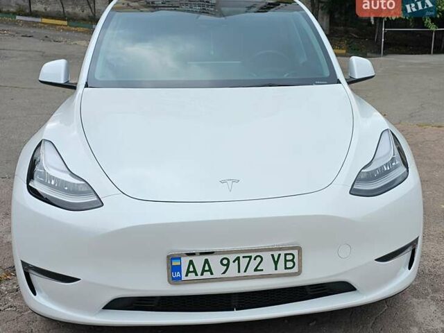Белый Тесла Model Y, объемом двигателя 0 л и пробегом 9 тыс. км за 28400 $, фото 1 на Automoto.ua