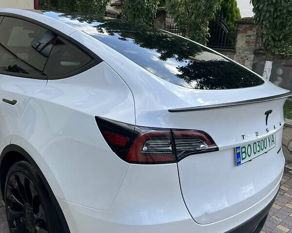 Белый Тесла Model Y, объемом двигателя 0 л и пробегом 43 тыс. км за 26000 $, фото 13 на Automoto.ua