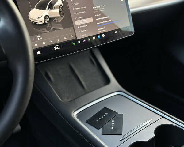 Белый Тесла Model Y, объемом двигателя 0 л и пробегом 40 тыс. км за 28000 $, фото 53 на Automoto.ua