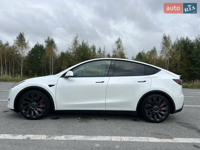 Белый Тесла Model Y, объемом двигателя 0 л и пробегом 24 тыс. км за 32800 $, фото 7 на Automoto.ua