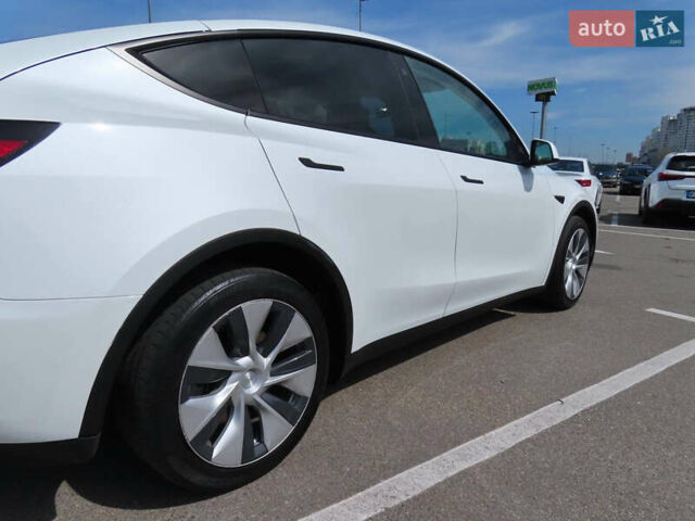 Белый Тесла Model Y, объемом двигателя 0 л и пробегом 41 тыс. км за 27000 $, фото 12 на Automoto.ua
