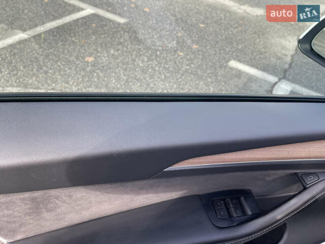 Белый Тесла Model Y, объемом двигателя 0 л и пробегом 43 тыс. км за 29500 $, фото 16 на Automoto.ua