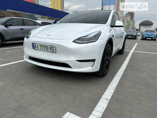 Білий Тесла Model Y, об'ємом двигуна 0 л та пробігом 13 тис. км за 42777 $, фото 10 на Automoto.ua