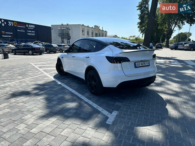 Белый Тесла Model Y, объемом двигателя 0 л и пробегом 18 тыс. км за 27300 $, фото 2 на Automoto.ua