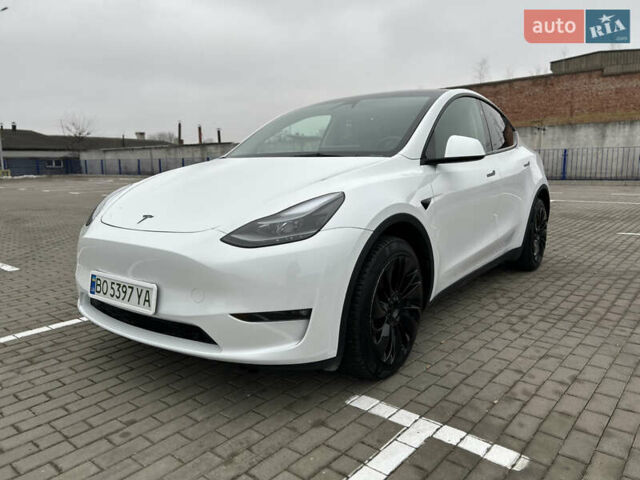 Белый Тесла Model Y, объемом двигателя 0 л и пробегом 38 тыс. км за 29950 $, фото 4 на Automoto.ua