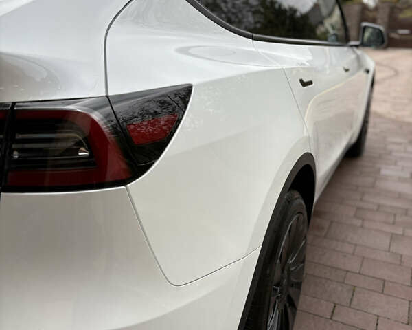 Тесла Model Y 2023 в Новояворовск на Automoto.ua Белый Тесла Model Y, объемом двигателя 0 л и пробегом 41 тыс. км за 28300 $, фото 15 на Automoto.ua